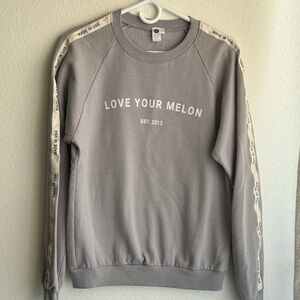 Love Your Melon Pullover Size Small